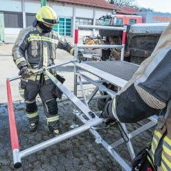 G&UUML;NZBURGER STEIGTECHNIK Günzburger Rettungs- Und Arbeitsplattform Für Lkw- Und Busrettung Gerüstbauweise -Gerüste And Arbeitsplattformen Verkäufe 12130970 5