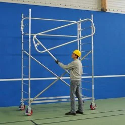 GERUEST EXPERTEN Alu Rollgerüst Länge 2,66m, 1 Holz/Alu Bühne 244x60cm Mit Durchstiegsklappe Und Fußleisten, Lenkrollen Und Ausleger Höhenverstellbar, Bühnehöhe 1,90m - 7125022 10 GERUEST EXPERTEN Alu Rollgerüst Länge 2,66m, 1 Holz/Alu Bühne 244x60cm Mit Durchstiegsklappe Und Fußleisten, Lenkrollen Und Ausleger Höhenverstellbar, Bühnehöhe 1,90m - 7125022 -Gerüste And Arbeitsplattformen Verkäufe 52833267 4